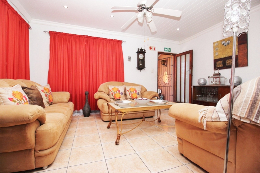 3 Bedroom Property for Sale in Rosedale Western Cape